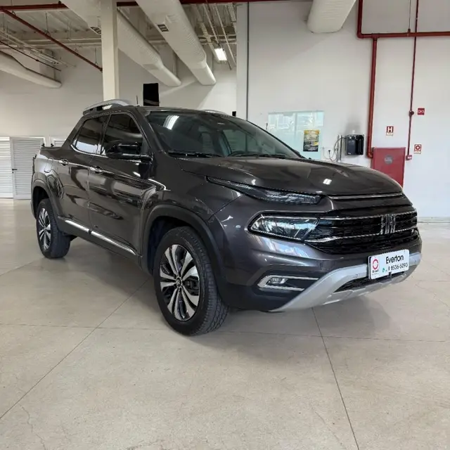 Carro Fiat Toro 2023 Volcano 2.0 TDI 4x4 (Aut)