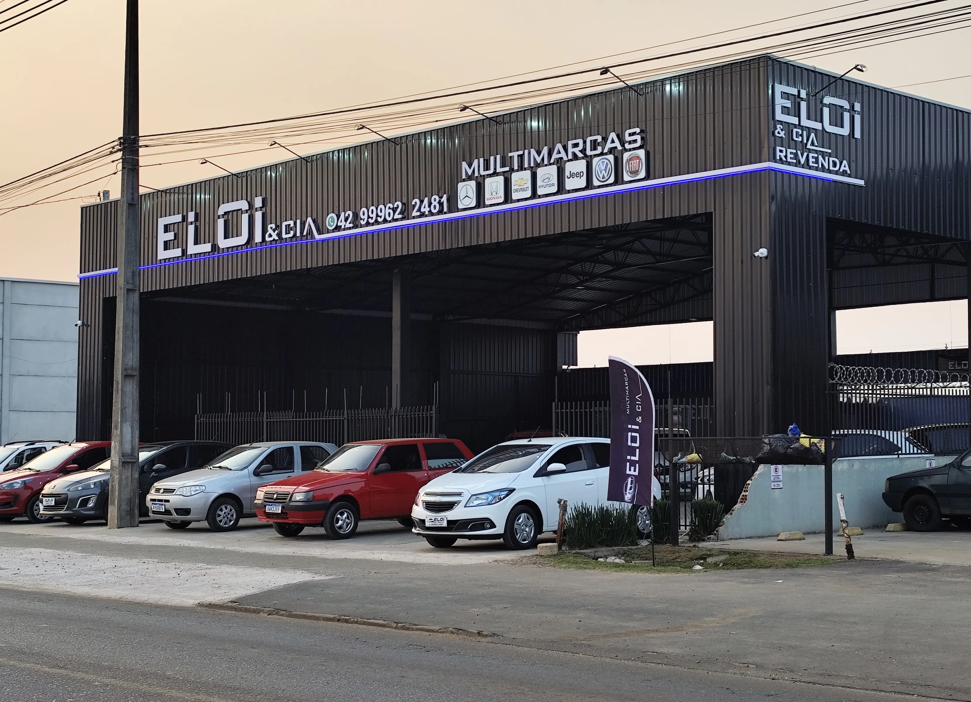Fachada da loja Veículos à venda em ELOI MULTIMARCA - Ponta Grossa - PR | Mobiauto