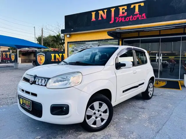 Carro Fiat Uno 2015 Evolution 1.4 8V (Flex) 4p