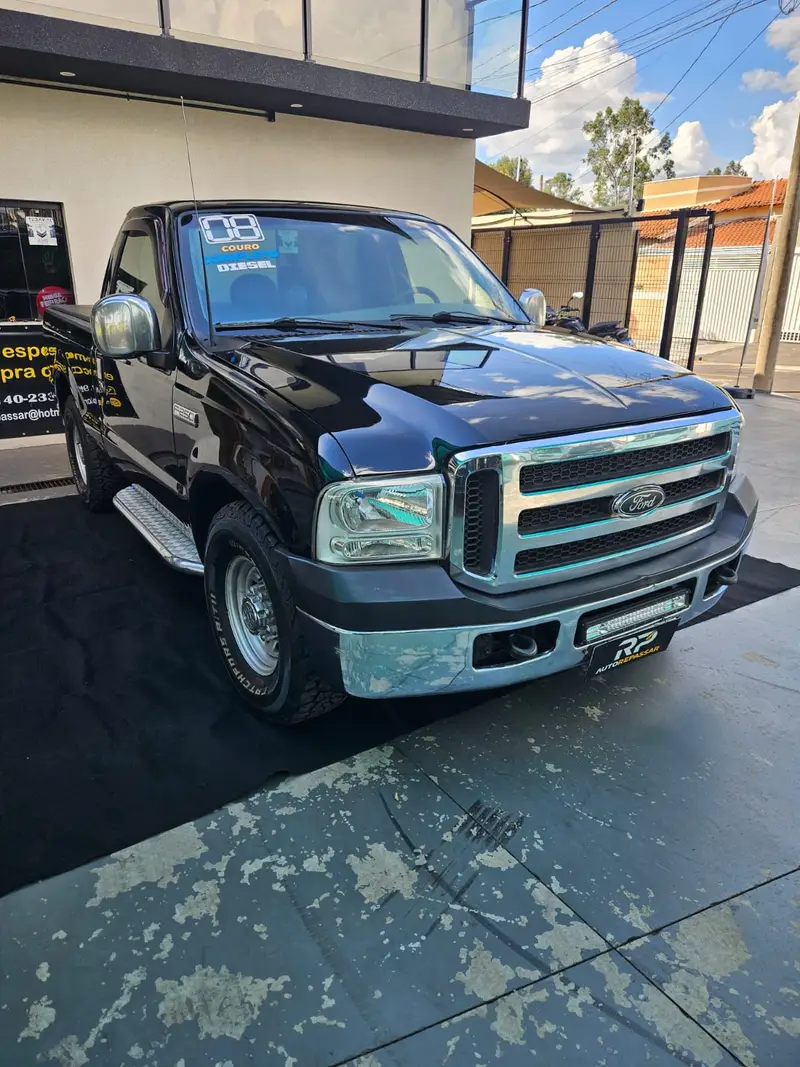 Ford F-250 XL 4x2 3.9 (Cab Simples)