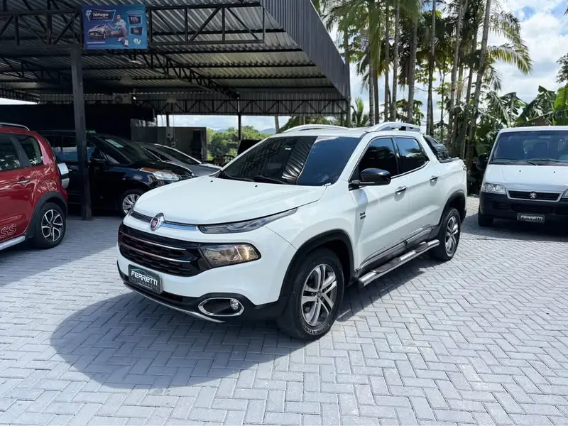 Fiat Toro Volcano 2.0 diesel AT9 4x4
