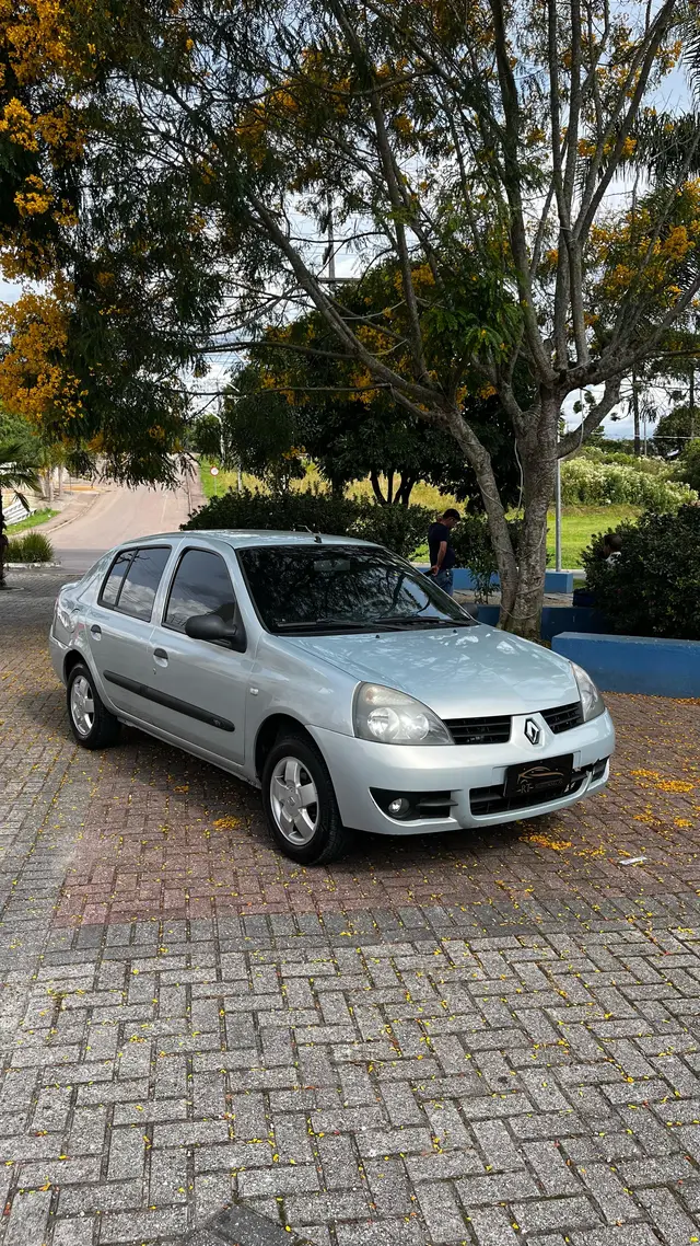 Carro Renault Clio Sedan 2008 Expression 1.0 16V (flex)
