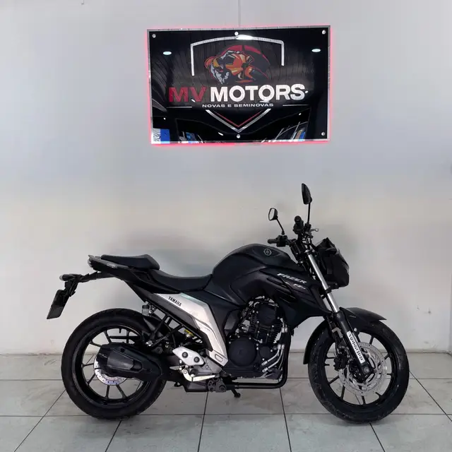 Moto Yamaha YS 250 Fazer 2022 ABS