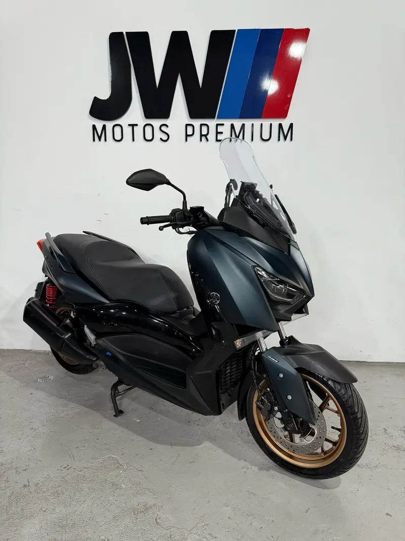 Yamaha XMax ABS