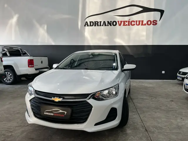 Carro Chevrolet Onix Plus 2022 1.0 LT (Flex)