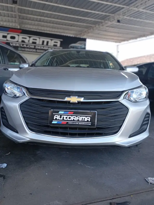 Carro Chevrolet Onix 2023 LT 1.0