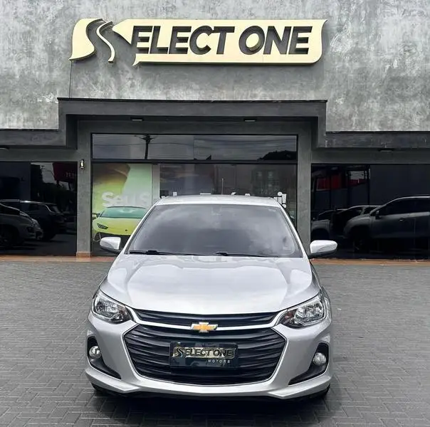Carro Chevrolet Onix Plus 2020 1.0 LT (Flex)