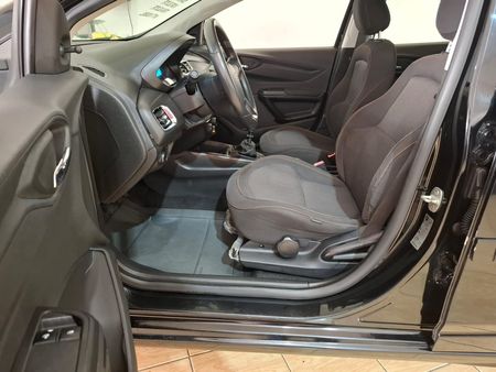 Onix 1.0 LT SPE/4
