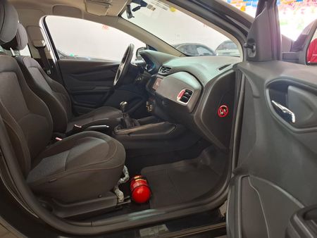 Onix 1.0 LT SPE/4