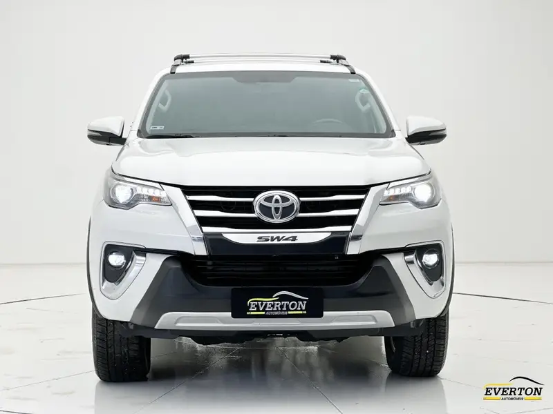 Toyota SW4 2.8 TDI SRX 5L 4x4 (Aut)