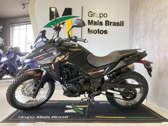 Carro Dafra NH 2025 300
