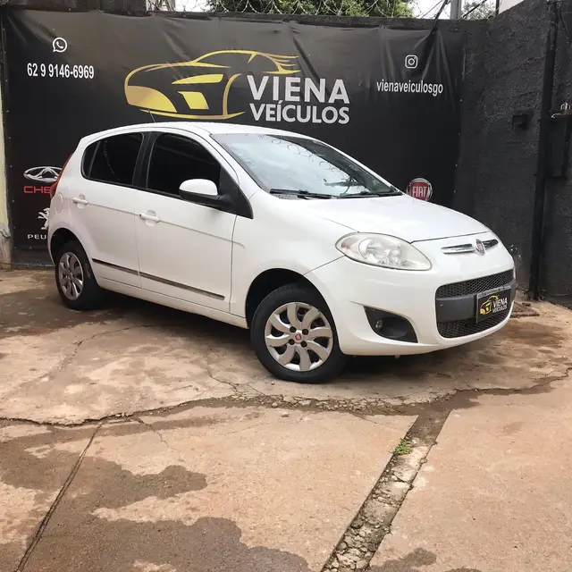 Carro Fiat Palio 2014 Attractive 1.4 8V (Flex)