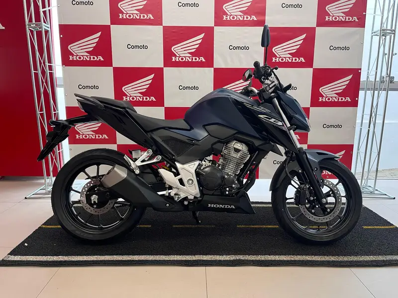 Honda CB 300F Twister (ABS)
