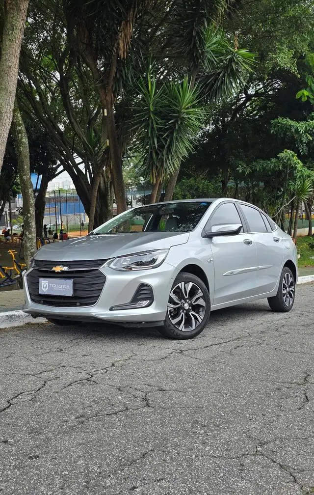 Carro Chevrolet Onix Plus 2023 Premier 1.0 Turbo (Aut.)