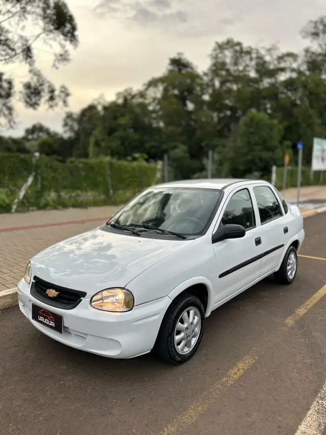 Carro Chevrolet Classic 2007 Corsa Sedan  Life 1.0 (Flex)