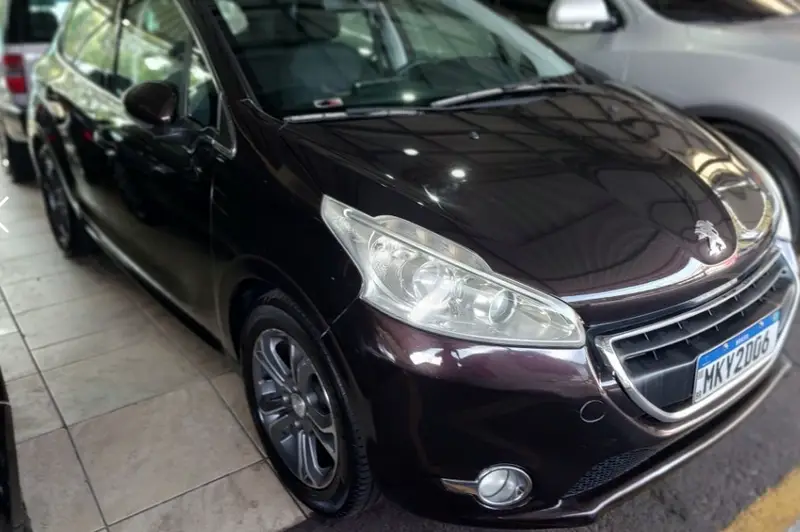 Peugeot 208 Griffe 1.6 16V (Flex) (Aut)