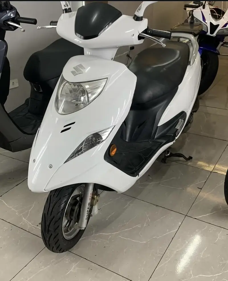 Suzuki Burgman 125i