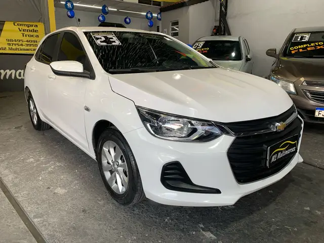 Carro Chevrolet Onix 2023 LT 1.0