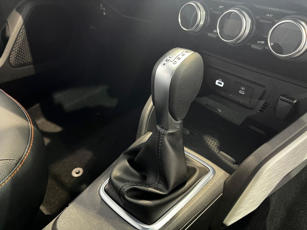 Duster Plus Iconic 1.6