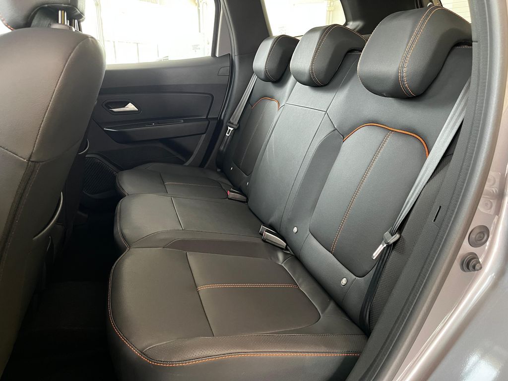 Duster Plus Iconic 1.6