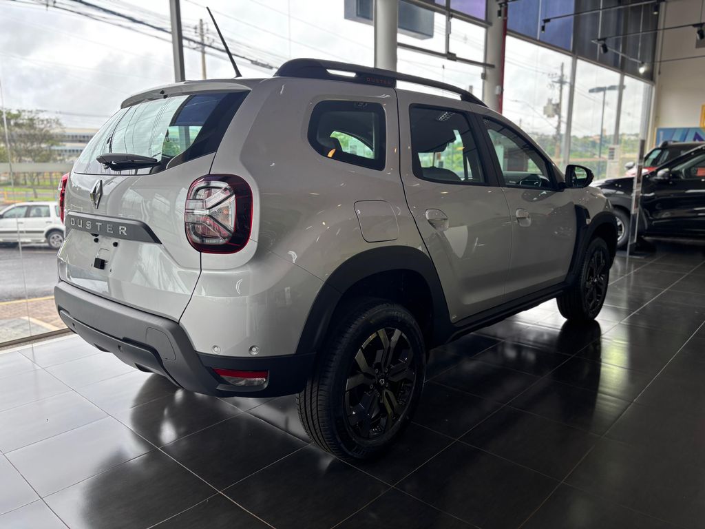 Duster Plus Iconic 1.6