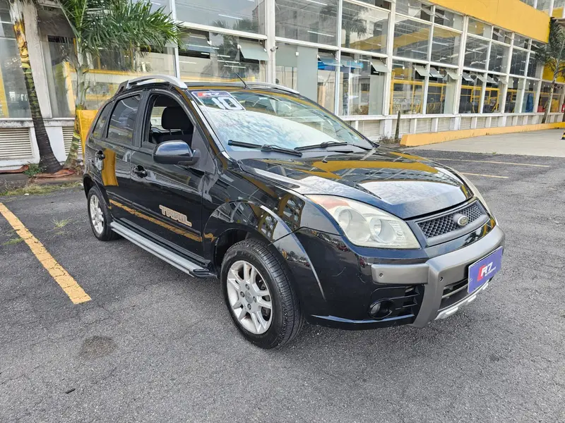 Ford Fiesta Hatch Trail 1.6 (Flex)