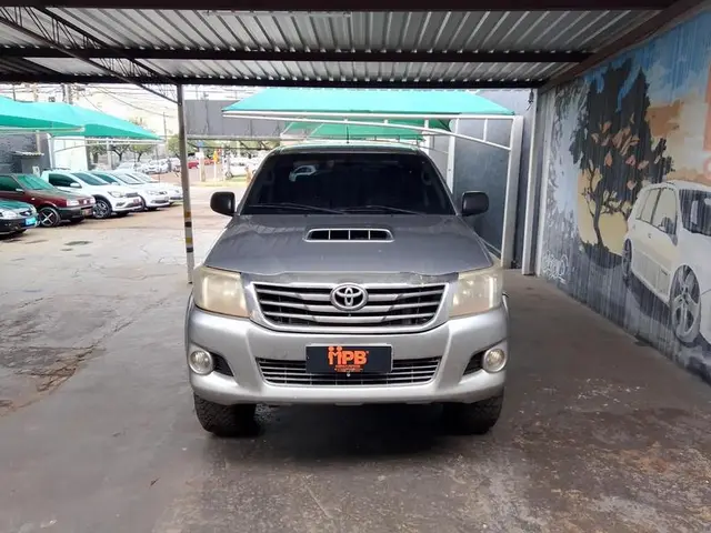 Carro Toyota Hilux Cabine Dupla 2015 Hilux 3.0 TDI 4x4 CD STD