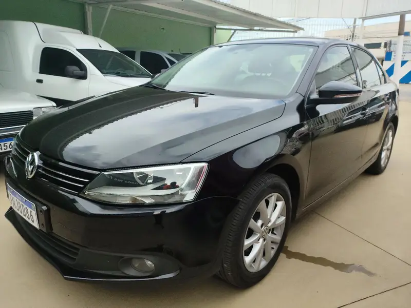 Volkswagen Jetta 2.0 Comfortline Tiptronic (Flex)