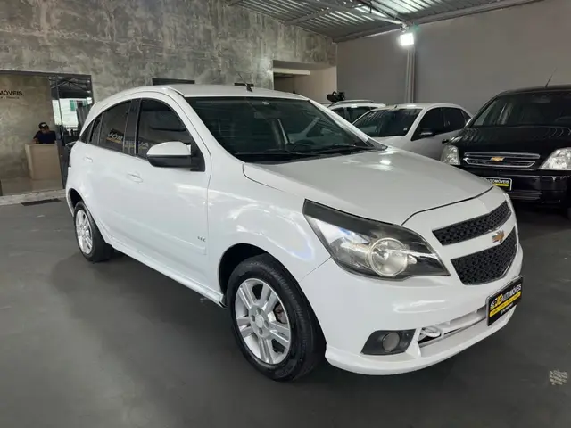 Carro Chevrolet Agile 2010 LTZ 1.4 8V (Flex)