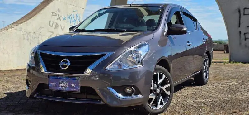 Nissan Versa 1.6 16V SL FlexStart CVT (Flex)