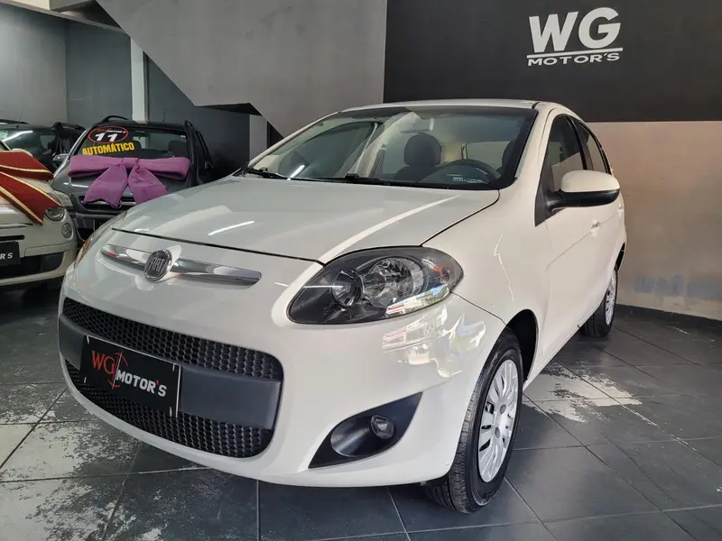 Fiat Palio Attractive 1.4 8V (Flex)