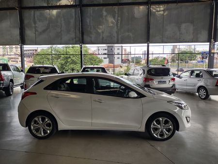 i30 I30 GLS 1.8 16V MPI (Aut) C180
