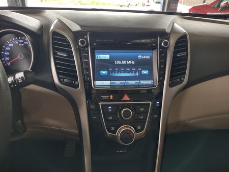 i30 I30 GLS 1.8 16V MPI (Aut) C180
