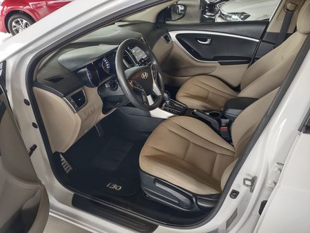 i30 I30 GLS 1.8 16V MPI (Aut) C180