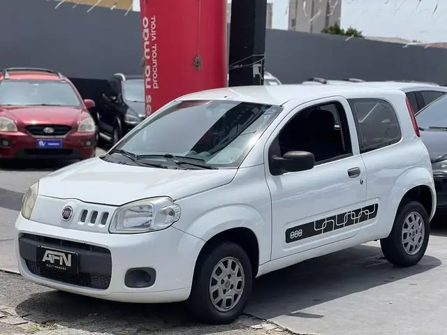 Carro Fiat Uno 2014 Vivace 1.0 8V (Flex) 2p