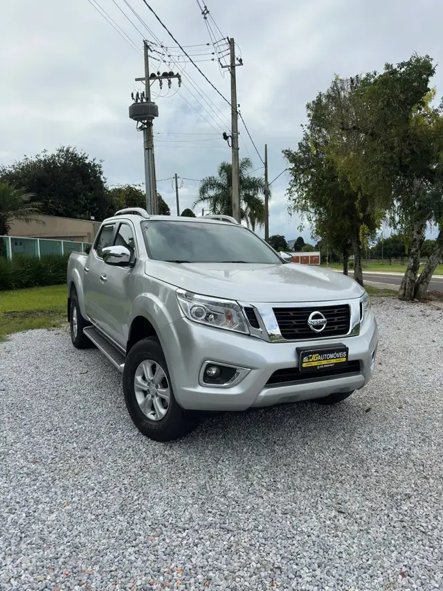 Carro Nissan Frontier 2018 2.3 TD CD LE 4x4 (Aut)
