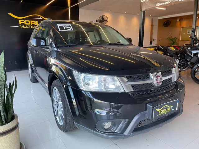 Carro Fiat Freemont 2015 2.4 16V Emotion (Aut)