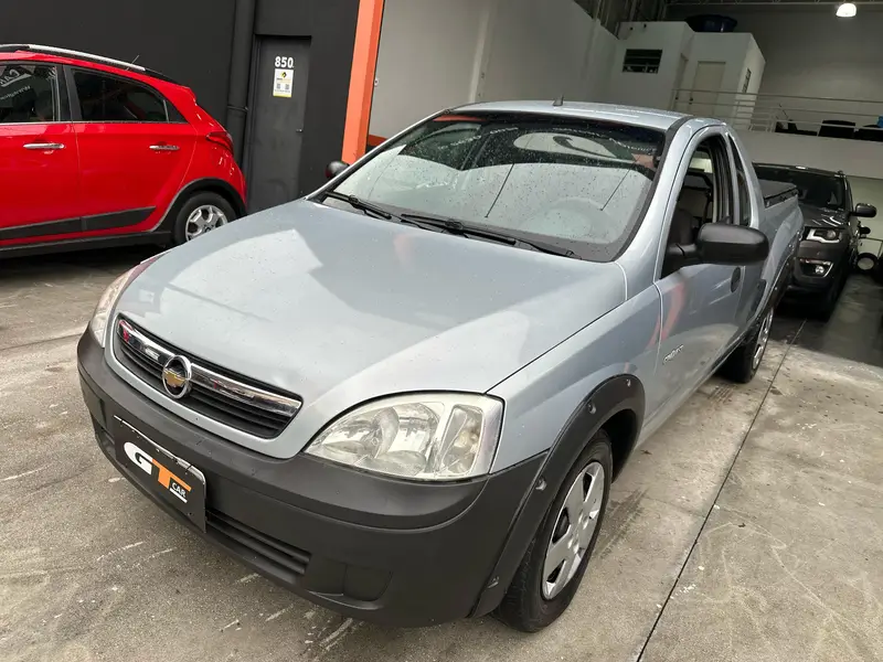 Chevrolet Montana Conquest 1.4 (Flex)