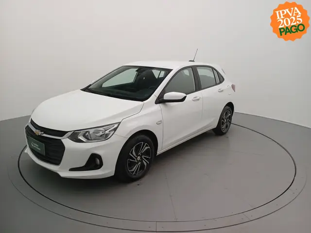 Carro Chevrolet Onix Plus 2024 LT 1.0
