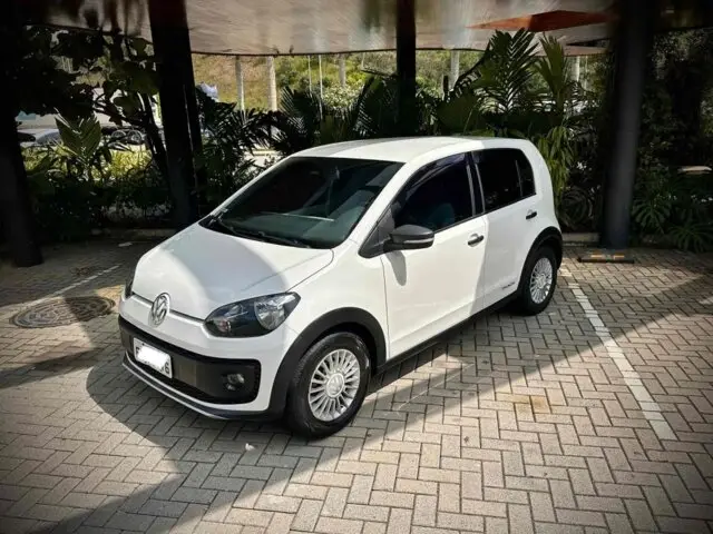 Carro Volkswagen Up! 2017 1.0 12v E-Flex Track