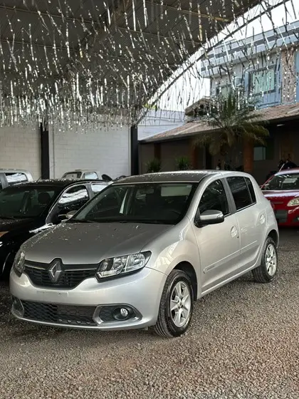 Renault Sandero Dynamique 1.6 8V