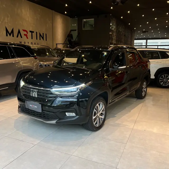 Carro Fiat Strada 2023 Volcano 1.3 8V CD AT