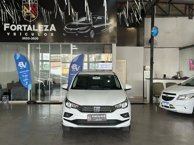 Carro Fiat Cronos 2023 Drive 1.3 (Flex) MT
