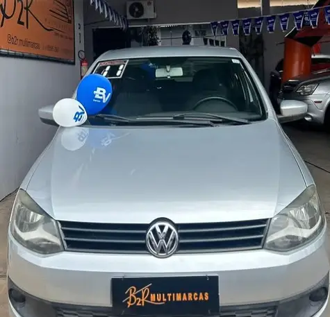 Carro Volkswagen Fox 2011 1.0 TEC (Flex) 2p