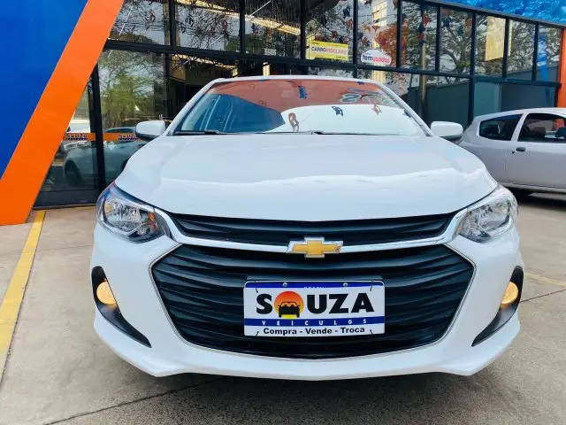 Carro Chevrolet Onix 2024 LT 1.0