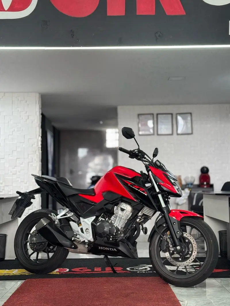 Honda CB 300F Twister Standard