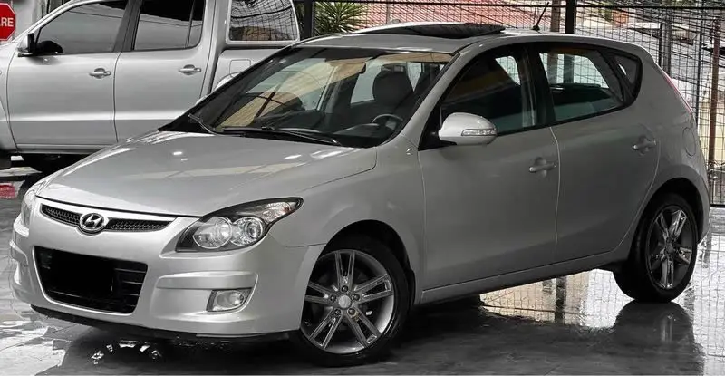Hyundai i30 GLS 2.0 16V Top (aut.)