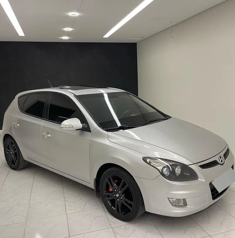 Hyundai i30 GLS 2.0 16V (aut)