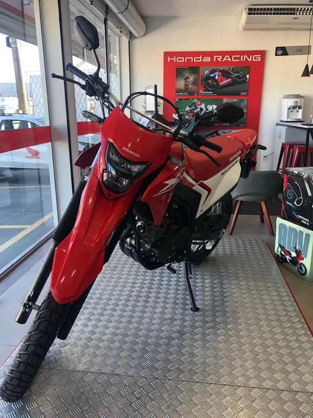 Moto Honda XR 300L 2025 Tornado