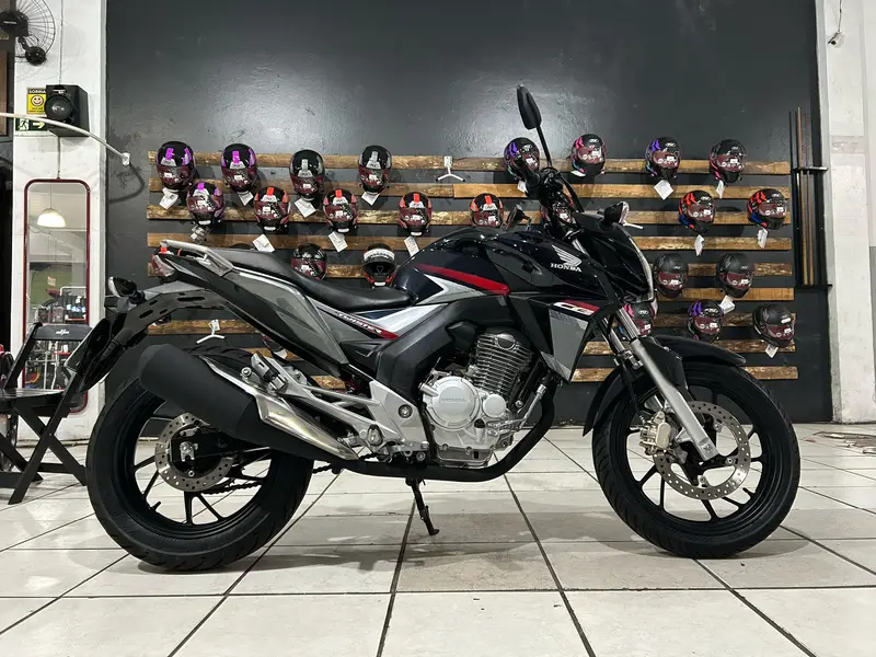 Honda CB 250F Twister Standard